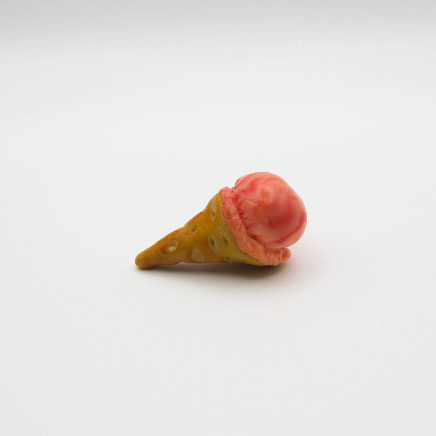 Single Scoop Magnet