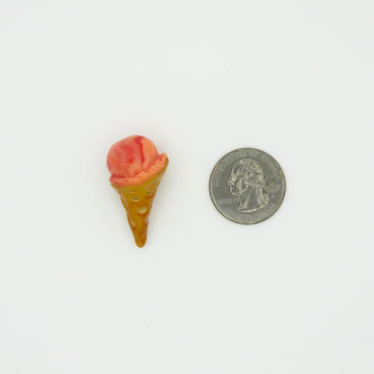 Single Scoop Magnet