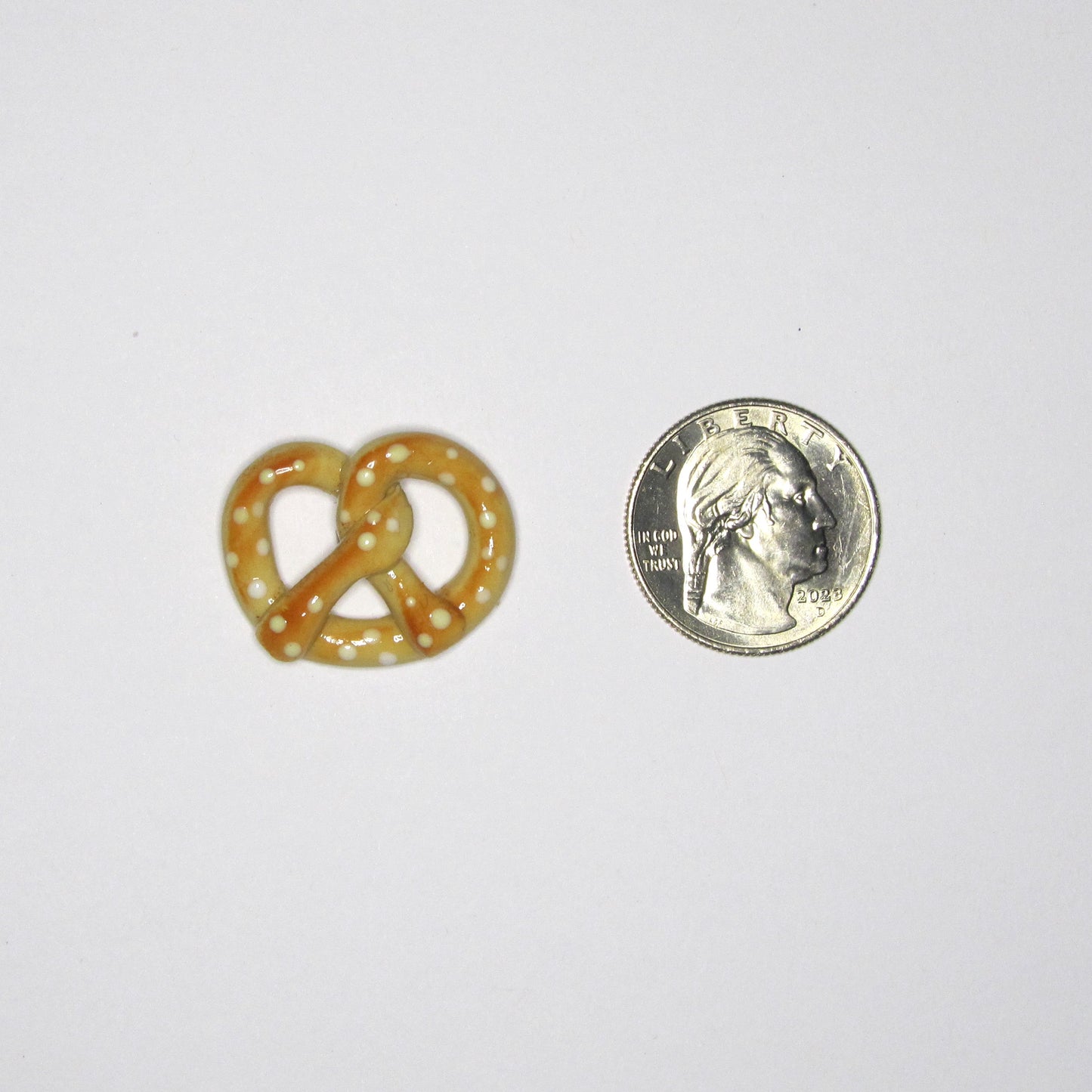 Pretzel Magnet
